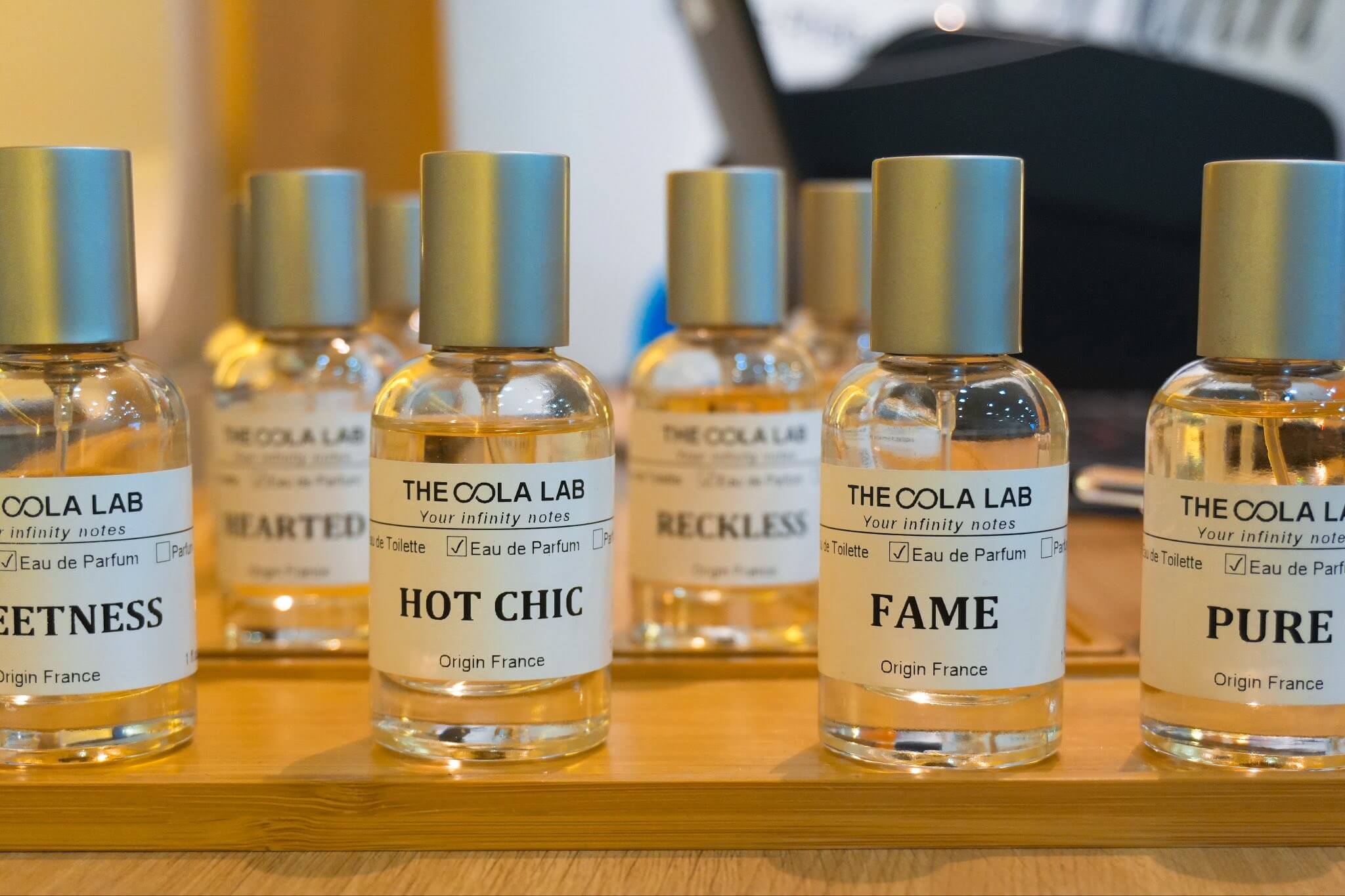 Những Thuật Ngữ Quan Trọng Trong Sản Xuất Nước Hoa Mà Doanh Nghiệp Cần Biết